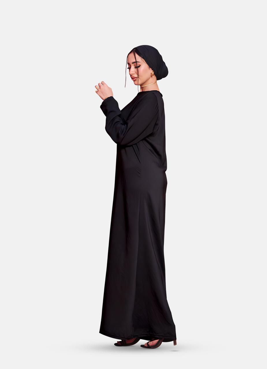عبايــــة + فستان سادة